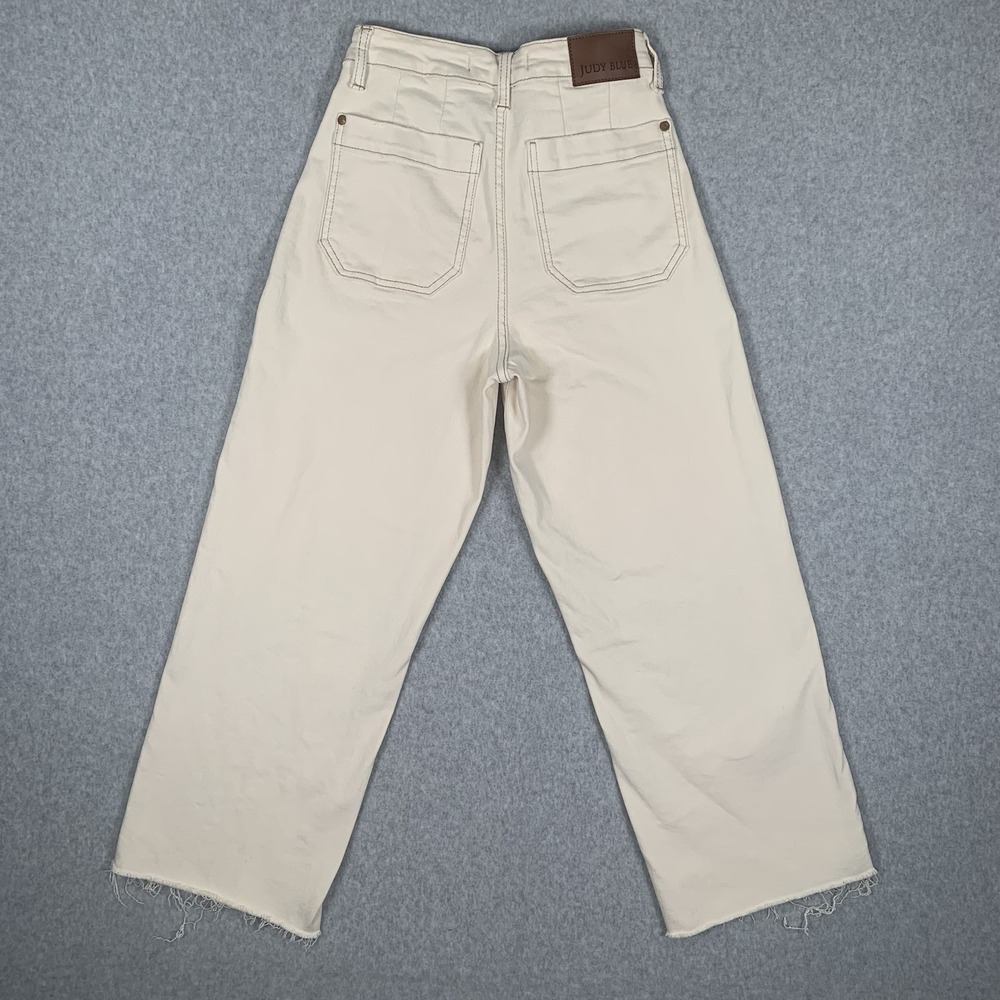 Judy Blue Jeans Garment Dyed Beige Wide Leg Crop Frey Hem Size 1/25 - Picture 6 of 16
